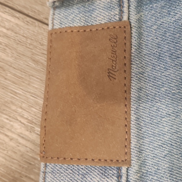 Madewell Light Wash Ankle Jeans - Picture 7 of 7